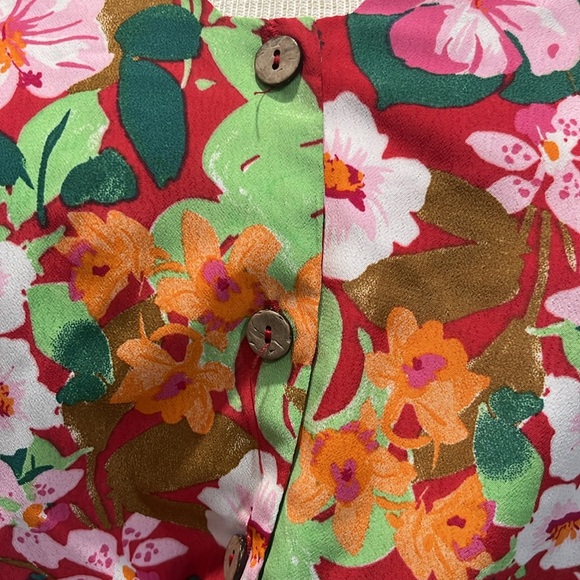 Lily Rose cropped halter top - Picture 3 of 6